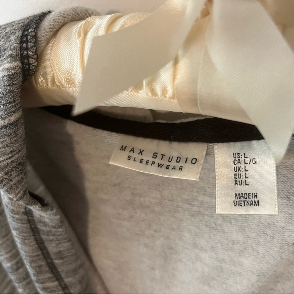 Max Studio Sleepwear Short Hooded Robe L - Picture 5 of 7